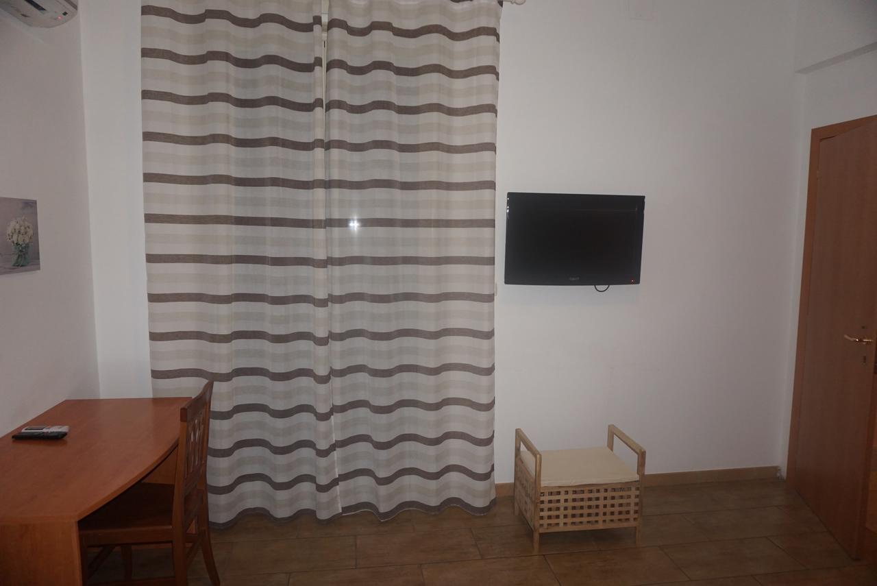 Hotel Villa Souvenir Forza d'Agro Bagian luar foto
